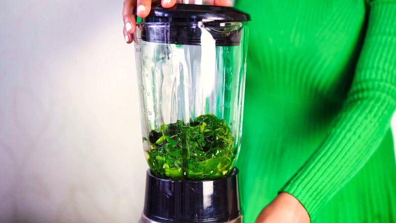 Image of the recipe cooking step-2-1 for Soft Spinach Roti Recipe (Palak Atta Roti)