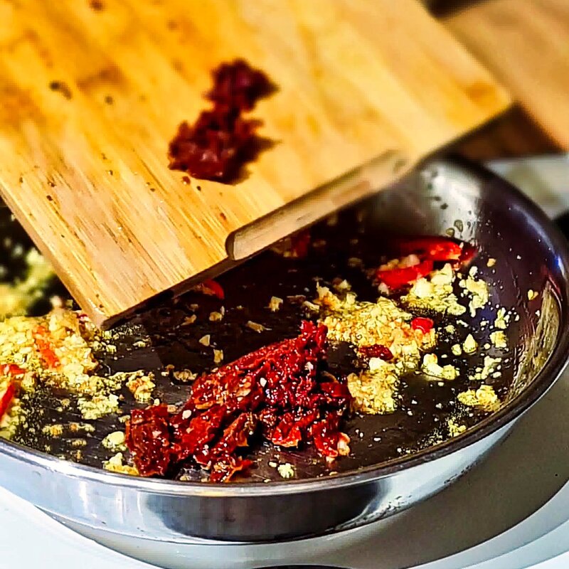 Image of the recipe cooking step-1-8 for Spinach Sun Dried Tomato Pasta