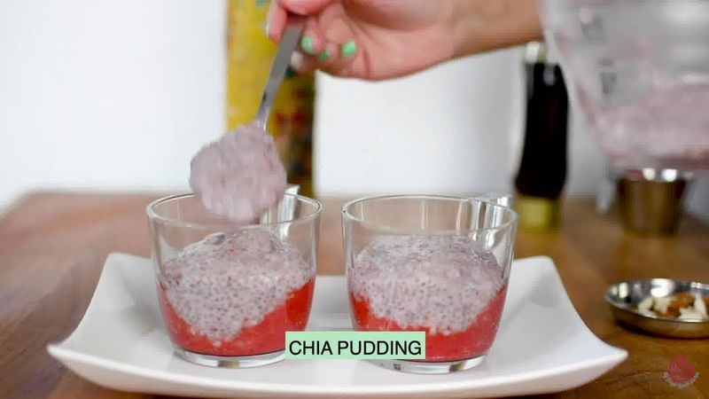 Image of the recipe cooking step-2-2 for Strawberry Chia Pudding