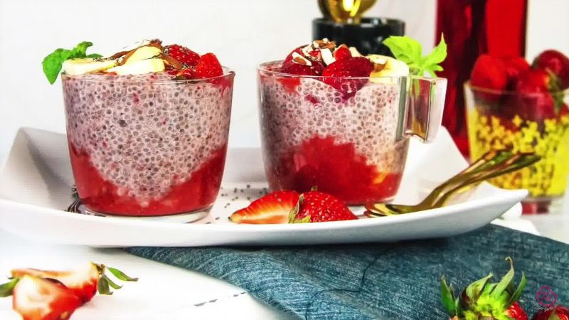 Image of the recipe cooking step-2-5 for Strawberry Chia Pudding