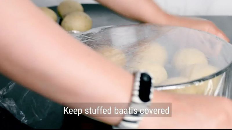 Image of the recipe cooking step-3-6 for Masala Bati - Stuffed Masala Bati - Bharwa Masala Baati