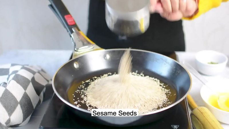 Image of the recipe cooking step-1-1 for Til Chikki - Sesame Seed Bars