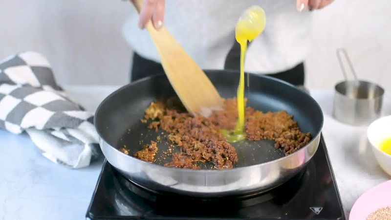 Image of the recipe cooking step-1-5 for Til Laddu - Tilgul (Sesame Seeds Laddu)