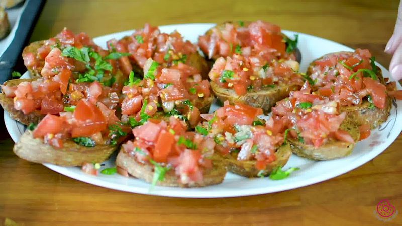 Image of the recipe cooking step-3-3 for Tomato Bruschetta