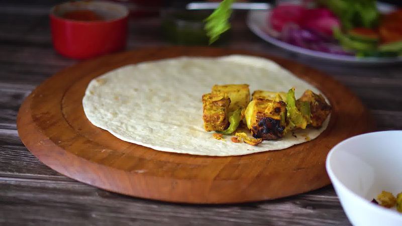 Image of the recipe cooking step-2-2 for TikTok Tortilla Wrap Hack (6 Vegetarian Filling Ideas)
