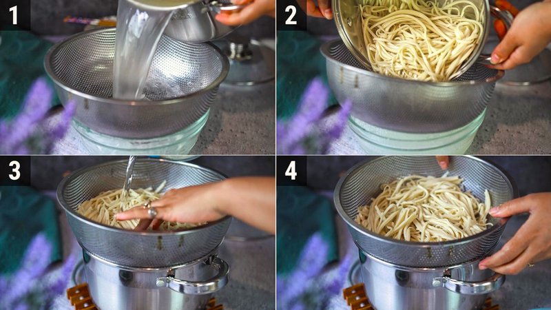 Image of the recipe cooking step-2-2 for Udon Noodles