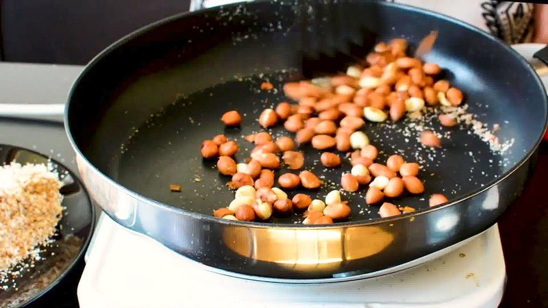 Image of the recipe cooking step-5-3 for Vada Pav Recipe (Mumbai Style)