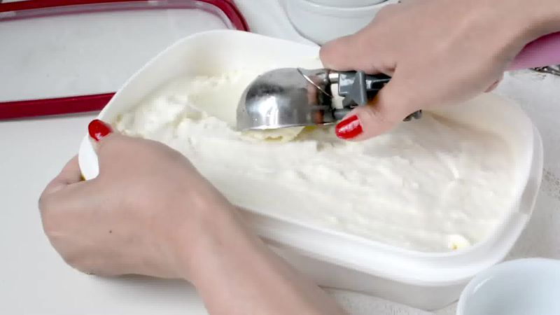 Image of the recipe cooking step-1-10 for Vanilla Ice Cream (Eggless and No Churn)