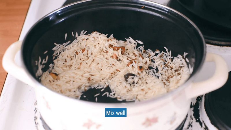Image of the recipe cooking step-2-1 for Restaurant Style Vegetable Biryani Recipe