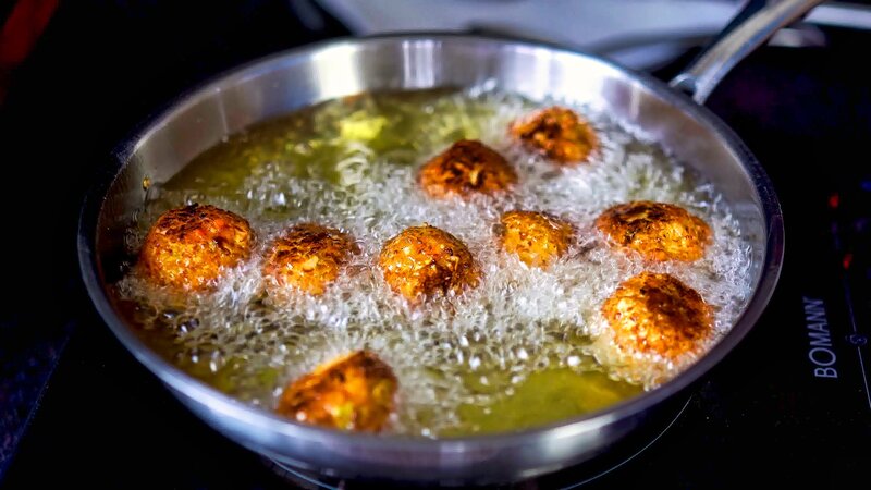 Image of the recipe cooking step-1-4 for Veg Manchurian Recipe (Crispy Balls in Gravy)