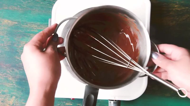Image of the recipe cooking step-2-2 for Vegan Chocolate Mousse with Aquafaba