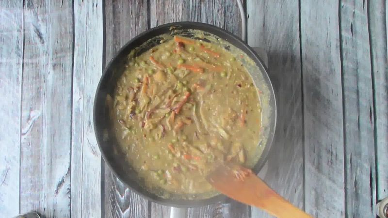 Image of the recipe cooking step-1-12 for Vegan Thai Green Curry Vegetable Noodles (Video Recipe)