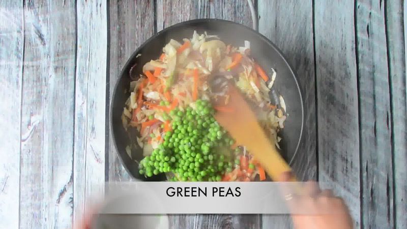 Image of the recipe cooking step-1-7 for Vegan Thai Green Curry Vegetable Noodles (Video Recipe)