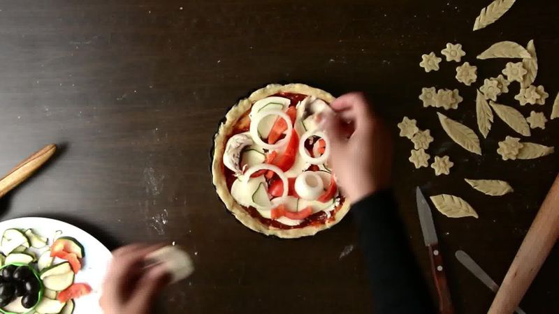 Image of the recipe cooking step-1-10 for Veggie Pizza Pie (Video Recipe)