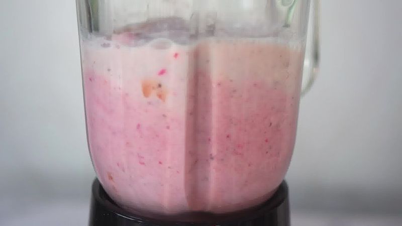 Image of the recipe cooking step-1-2 for Watermelon Smoothie