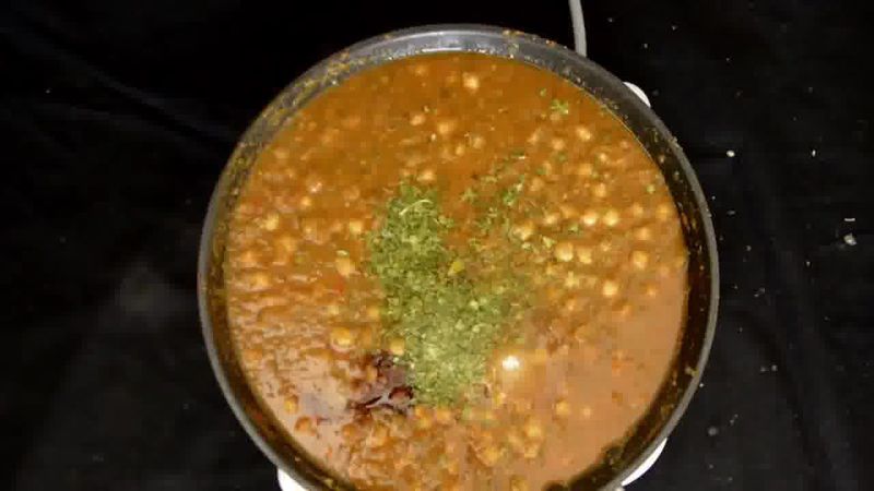 Image of the recipe cooking step-1-6 for Mint Chickpea Cornmeal Tart - Pudina Chola (Zero Oil)