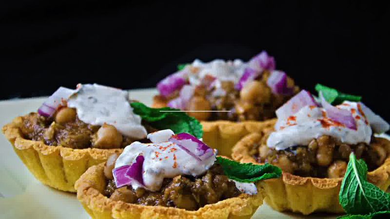 Image of the recipe cooking step-3-8 for Mint Chickpea Cornmeal Tart - Pudina Chola (Zero Oil)
