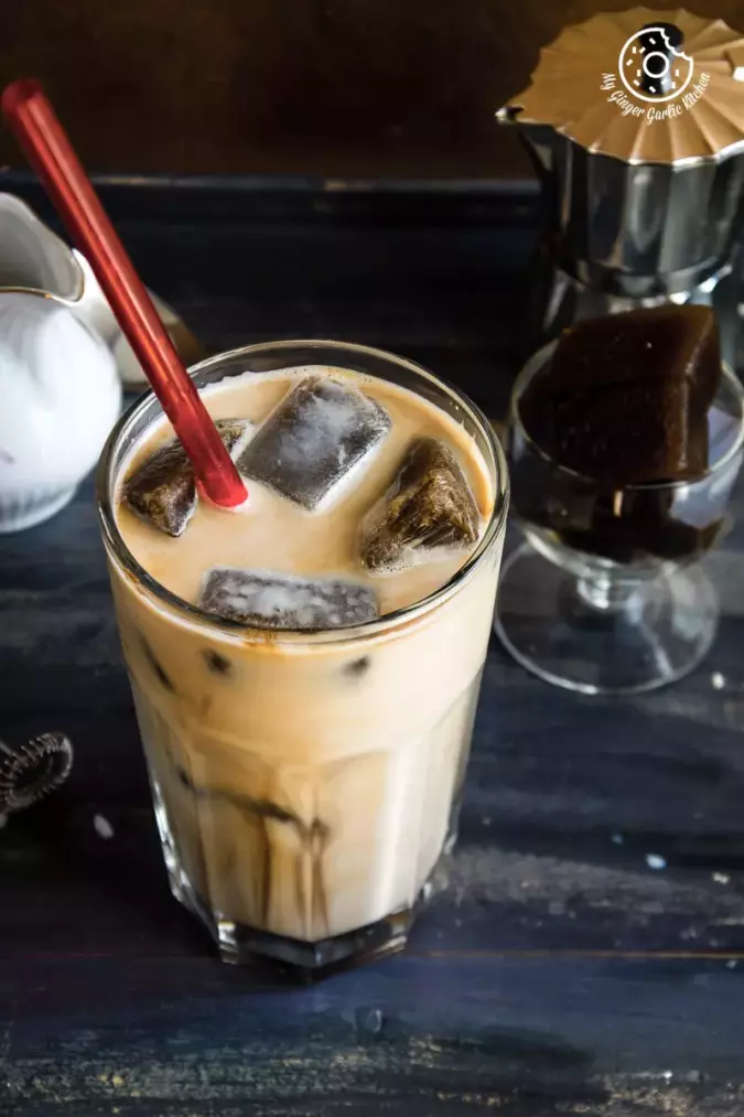 Vanilla Iced Mocha With Coffee Ice Cubes (Video)